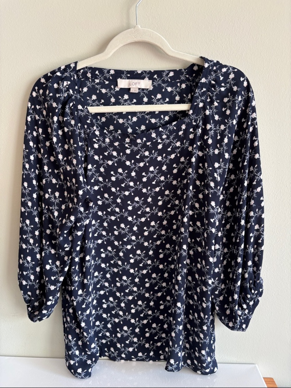 LOFT Navy and White Floral Scoop Neck Blouse